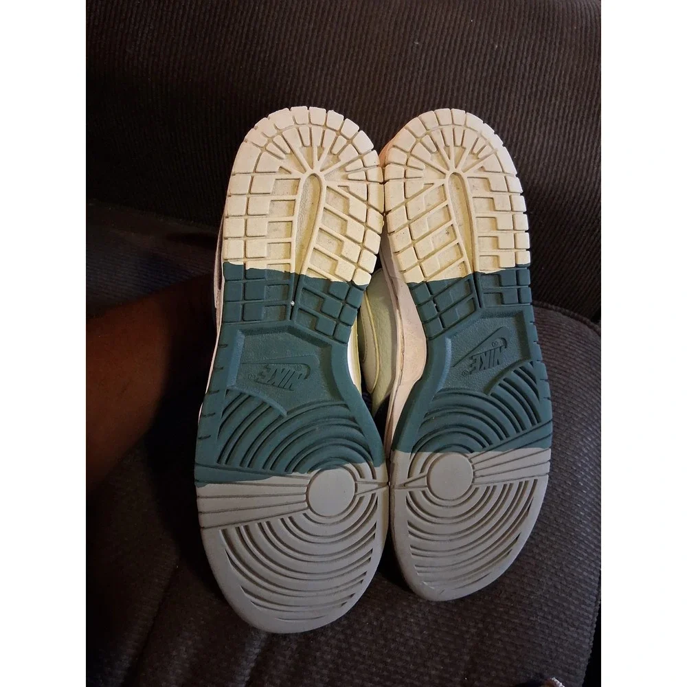 Nike Dunk Low Dark Teal Sail White Sneakers FB8896-300 Mens Size 10 Low Top Shoe